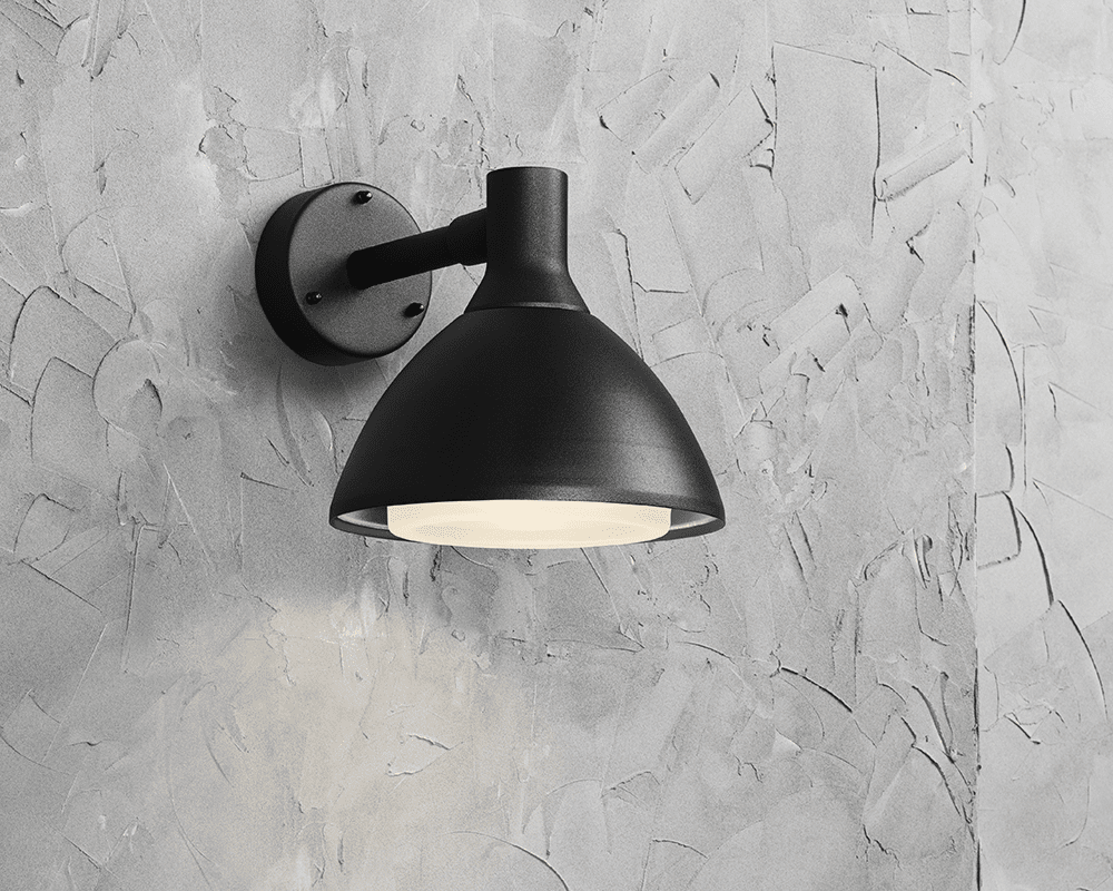 Ark Mini Negro lámpara de exterior De Westal - La lámpara de pared Ark Mini es una lámpara de pared con downlight antideslumbrante fabricada en aluminio cromado y con recubrimiento de polvo y con protección antideslumbrante de PET-G.