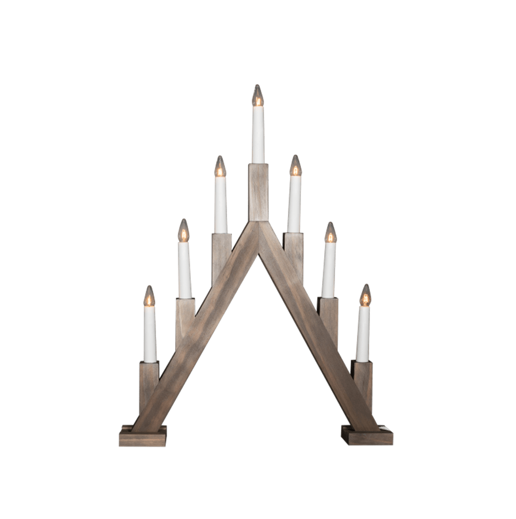 Ellen mancha marrón De Pixie Design - Su forma c&oacute;nica y sus siete velas de diferentes alturas crean una silueta tradicional que encaja a la perfecci&oacute;n con la temporada de Adviento y Navidad.