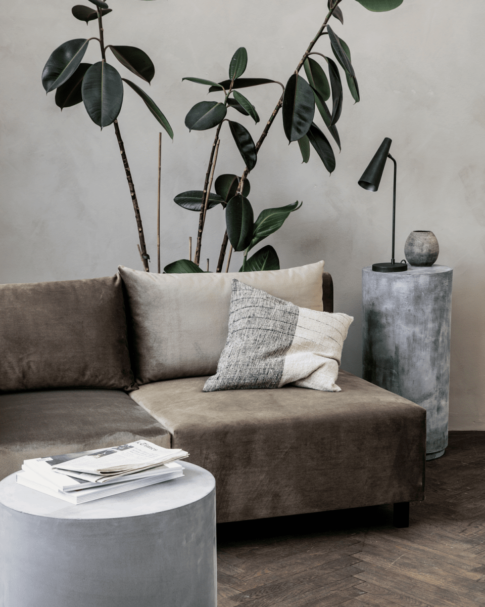 Precise 52cm Negro mate lámpara de escritorio De House Doctor - Utilice la lámpara en su escritorio en la oficina, en la mesa de noche en el dormitorio o en el estante de la cocina.