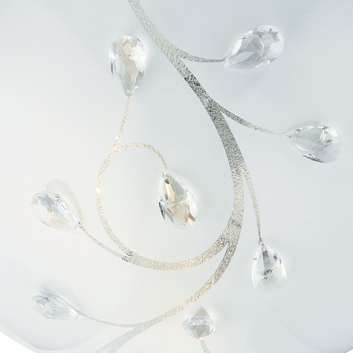 Dunkirk Ø40 Blanco plafón De Searchlight - La lámpara de techo Dunkirk combina elementos de vidrio, ópalo y cristal para crear un diseño impresionante.