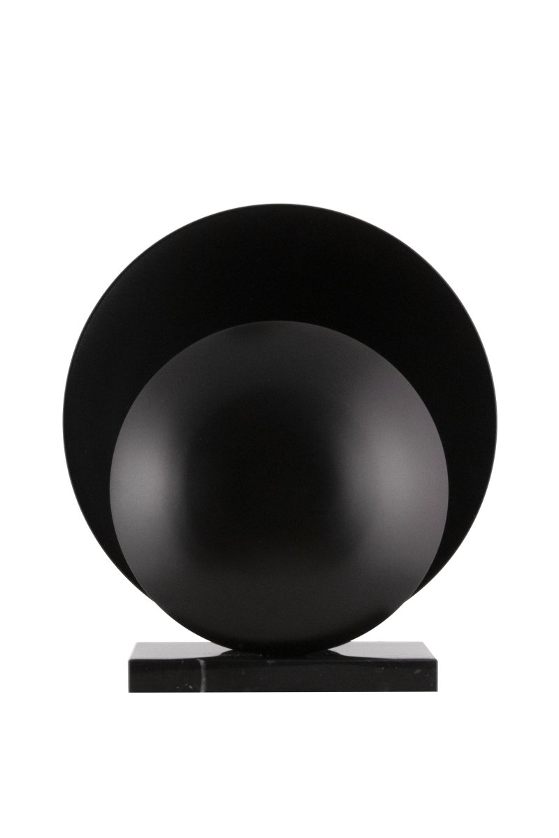 Orbit 32cm Negro lámpara de mesa De Globen Lighting - La lámpara de mesa Orbit crea una hermosa, sutil e indirecta luz gracias a sus dos pantallas metálicas que ocultan con elegancia la fuente de luz central.