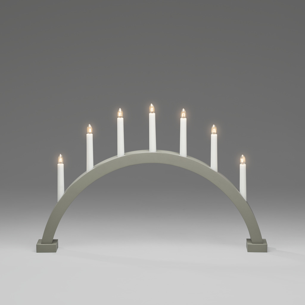 Arch 7 Lights Gris mate/verde De Konstsmide - Realizado en madera y pintado en un sutil tono verde/verde.