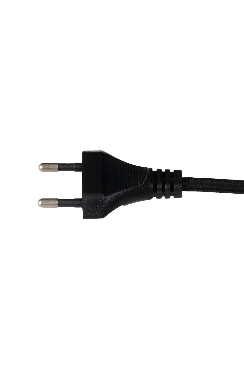 Savoy 15cm Latón lámpara de lectura De Globen Lighting - Su pantalla de diseño gráfico le confiere un aspecto moderno y proporciona una agradable distribución de la luz, ideal para colocar junto a la cama, en un rincón o como iluminación de acento.