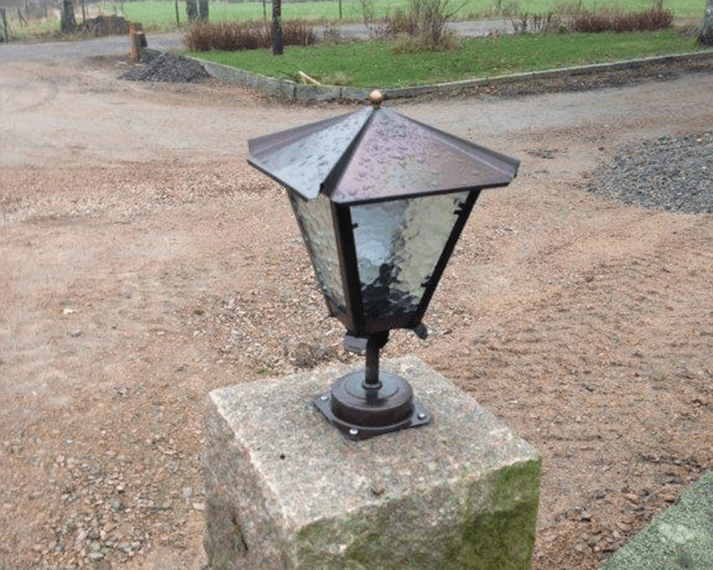 Gustav 36cm Negro De Westal - L&aacute;mpara sencilla pero sofisticada con casquillo E27, que con su dise&ntilde;o limpio encuentra su lugar en la mayor&iacute;a de los ambientes.