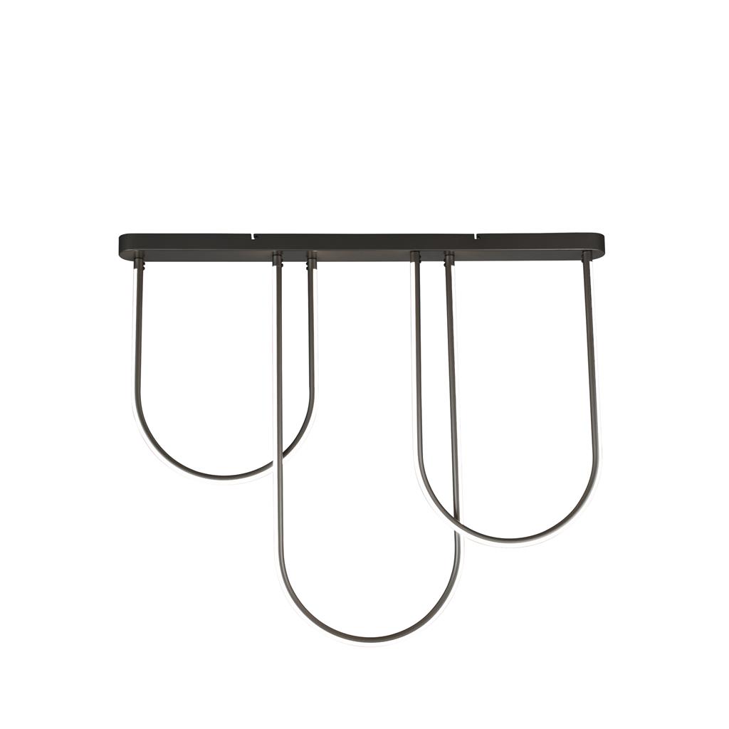Chime 110cm Negro plafón De Searchlight - Chime es una lámpara de techo que, con su moderna forma curva y su acabado en negro mate, se convierte en el centro de todas las miradas en cualquier estancia.