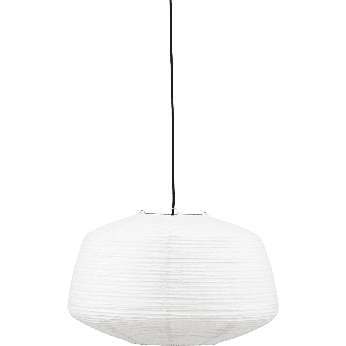Bidar Pantalla S/Colgante Ø50 Blanco Lámpas de techo De House Doctor - La pantalla Bidar se puede utilizar como una hermosa y sencilla fuente de luz en la sala de estar, sola sobre la mesa del comedor o junto con varias l&aacute;mparas para crear m&aacute;s volumen.