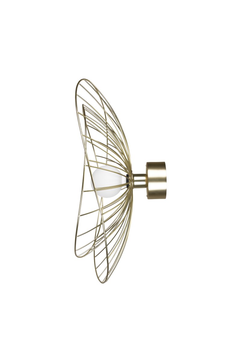 Ray Ø60 Latón cepillado lámpara de pared De Globen Lighting - La lámpara se puede montar tanto en el techo como en la pared, lo que la hace versátil.