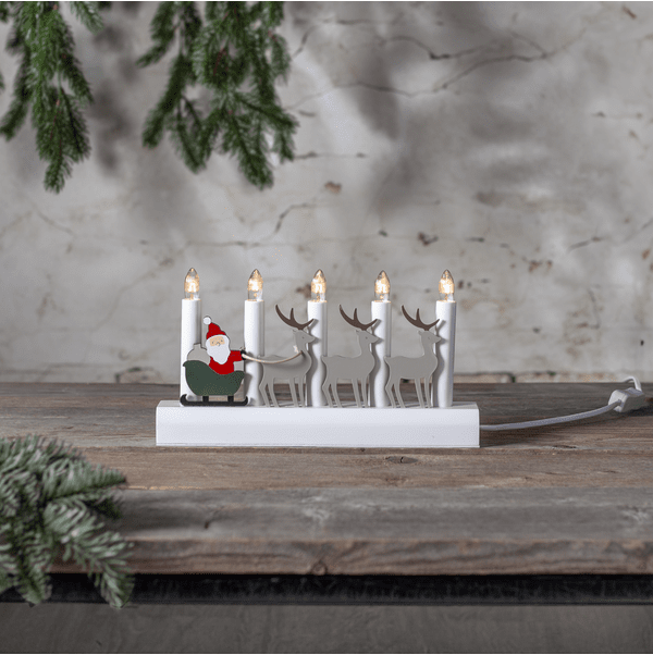 Julia Blanco De Star Trading - Un cl&aacute;sico candelabro de Adviento que puedes sacar cada a&ntilde;o cuando la Navidad est&eacute; a la vuelta de la esquina.