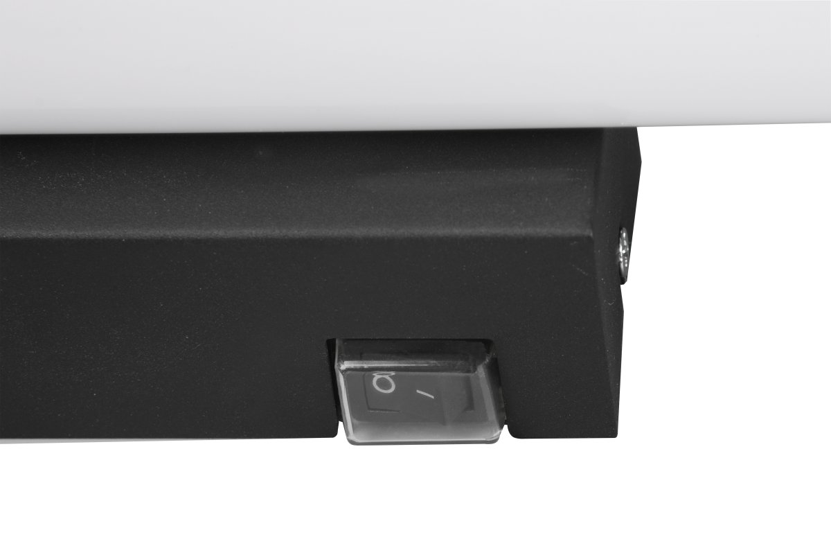 Mattimo 60cm Negro lámpara de baño De Trio Lighting - La elegante lámpara de pared MATTIMO, con su clase de protección IP44, es perfecta para estancias húmedas como los baños.
