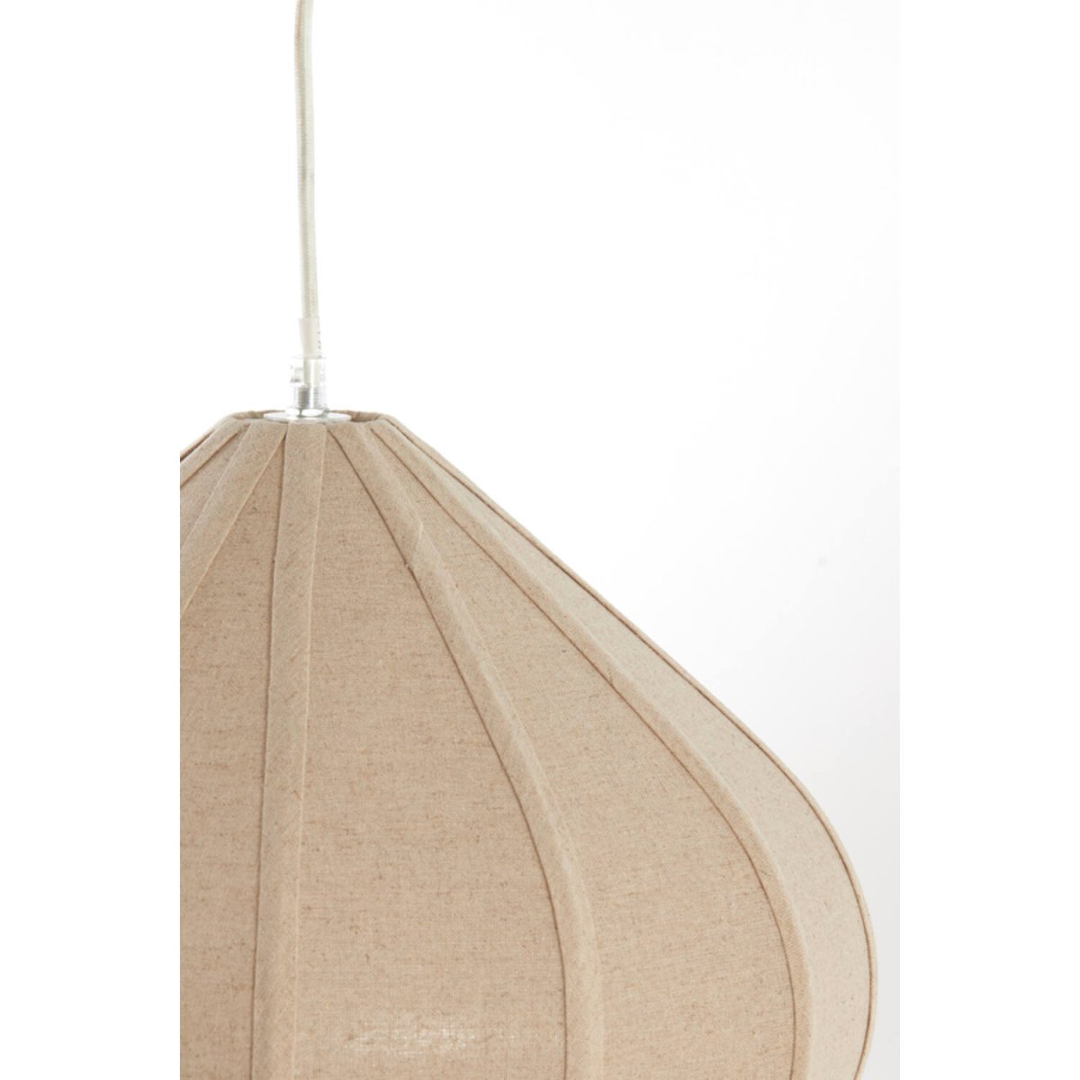 Zubeda Ø40 Marrón Lámpas de techo De Light & Living - Su forma suave y org&aacute;nica crea un ambiente c&aacute;lido y se integra a la perfecci&oacute;n tanto en ambientes modernos como r&uacute;sticos.