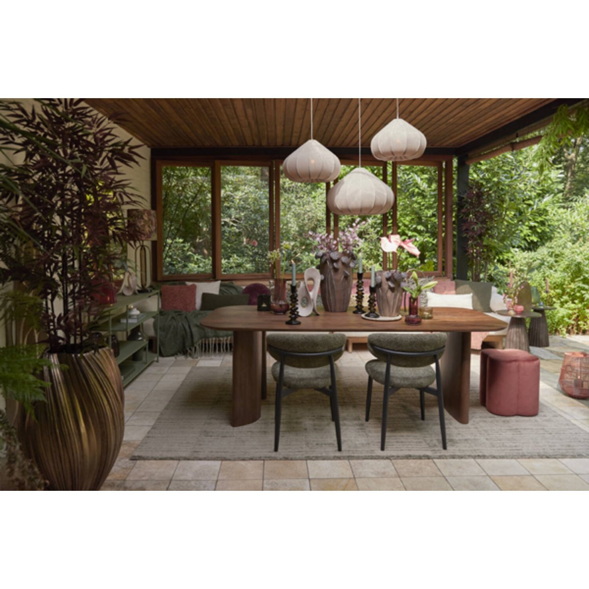 Zubeda Ø50 Marrón Lámpas de techo De Light & Living - Su forma suave y org&aacute;nica crea un ambiente c&aacute;lido y se integra a la perfecci&oacute;n tanto en ambientes modernos como r&uacute;sticos.