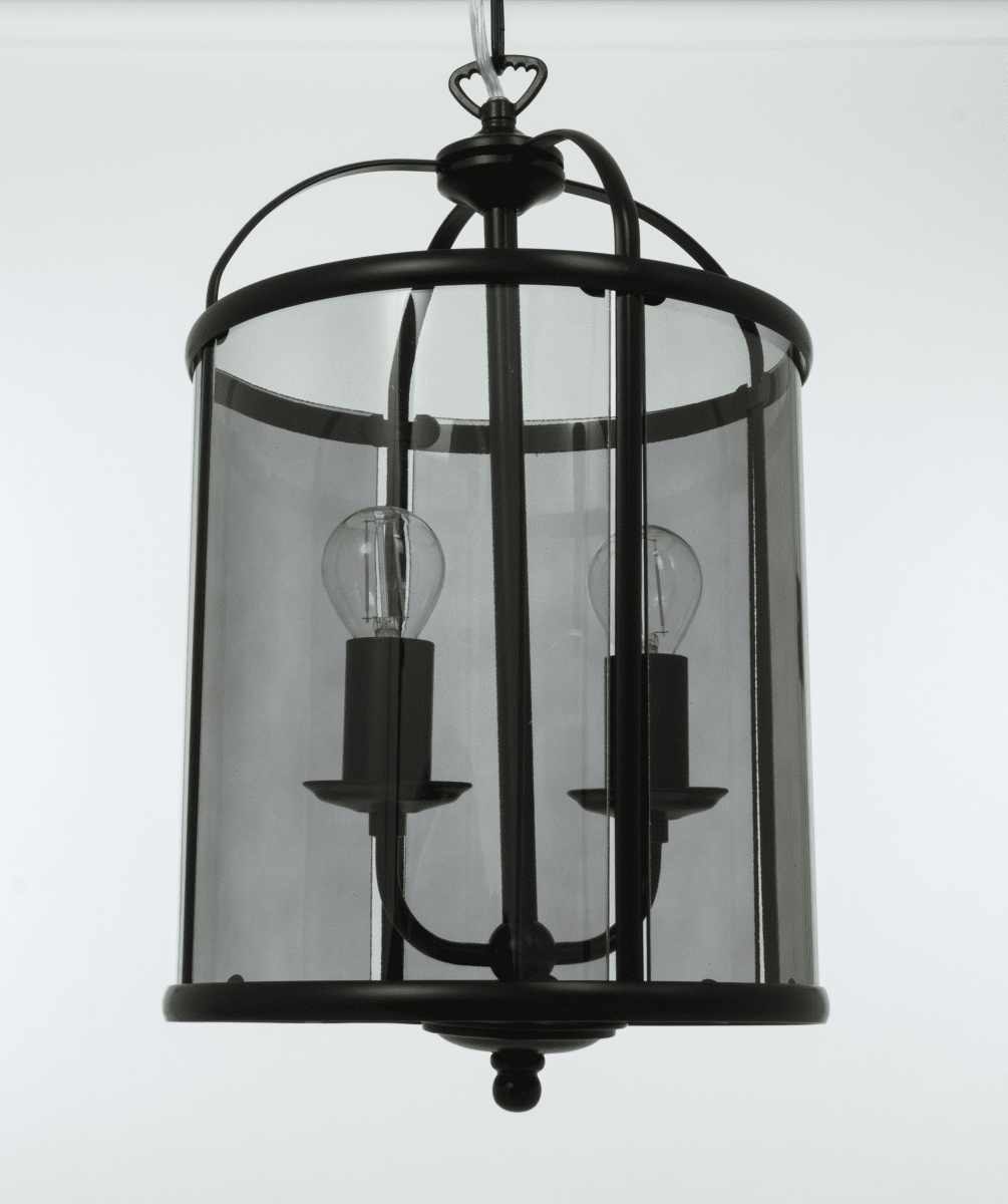 Budgie Ø23 Negro Lámpas de techo De Aneta Lighting - La lámpara cuelga de una cadena decorativa desde una campana de techo de metal con suspensión de gancho.