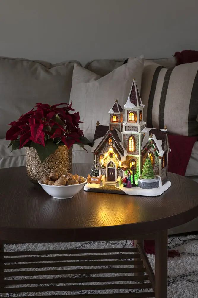 Decoración Navideña Mecánica Con Iglesia 38cm Multicolor De Konstsmide - Decoraci&oacute;n navide&ntilde;a atmosf&eacute;rica en forma de iglesia con 11 luces LED de color blanco c&aacute;lido y m&uacute;sica navide&ntilde;a cl&aacute;sica.