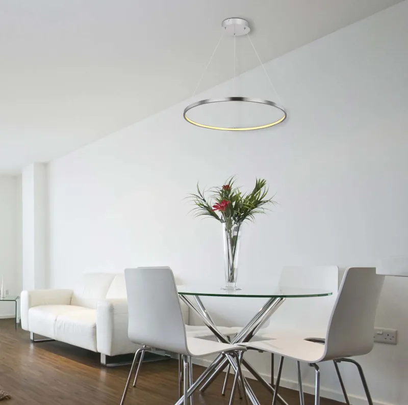 Ralph Ø60 Níquel Lámpas de techo De Globo Lighting - Den moderna, runda takpendeln Ralph i matt nickel &auml;r en stilren blickf&aring;ngare i ditt hem.