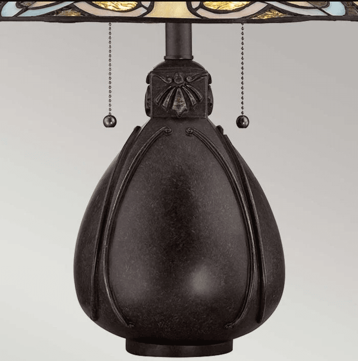 India 50cm Multicolor De Elstead Lighting - La pantalla está hecha de un hermoso patrón entrelazado de vidrio tallado en color crema y dorado, decorado con azul.