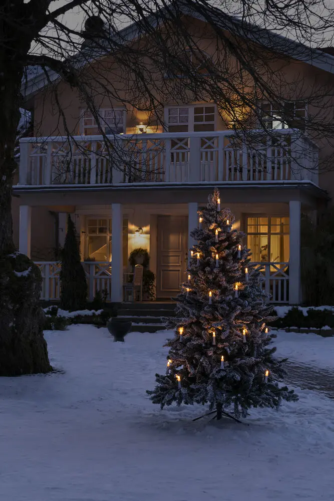 Luces Para Árbol De Navidad Blanco Cálido 25LED 20m Verde De Konstsmide - Iluminacion de &aacute;rbol de Navidad con 25 luces LED DC de color blanco c&aacute;lido para un &aacute;rbol cl&aacute;sico y atmosf&eacute;rico.