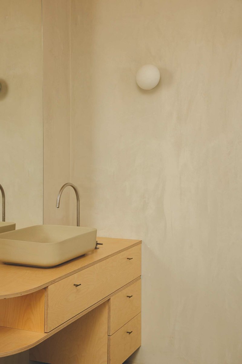 Nubo Ø12 Blanco lámpara de baño De Faro Barcelona - Gracias a su grado de protecci&oacute;n IP44, es resistente a la humedad y se integra perfectamente en ba&ntilde;os y pasillos.