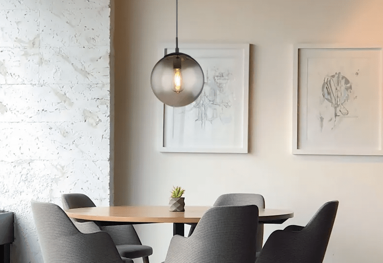 Blama Ø25 Color humo Lámpas de techo De Globo Lighting - Recomendamos colocar varias l&aacute;mparas en grupo sobre la mesa del comedor, en la sala de estar o en el dormitorio.