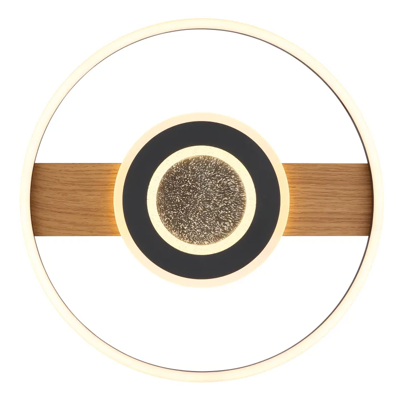 Pikara Ø40 Madera plafón De Globo Lighting - Den mattsvarta metallen tillsammans med tr&auml;looken skapar en stilfull balans mellan samtida design och naturlig estetik.