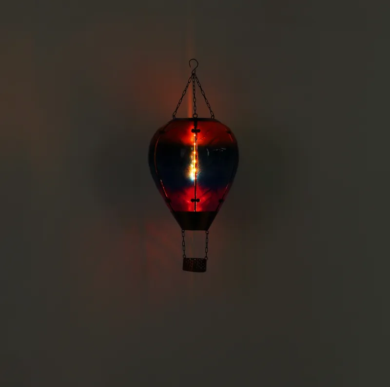 Balloon Multicolor lámpara solar De Globo Lighting - En unik och st&auml;mningsfull detalj som ger utomhusmilj&ouml;n en lekfull och elegant touch!