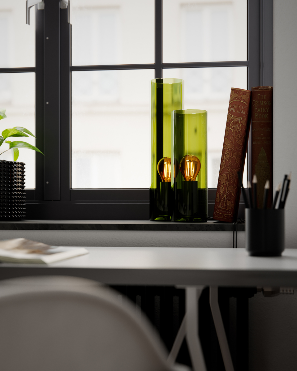 Flake 30cm Verde lámpara de mesa De By Rydéns - Con su elegante cristal cil&iacute;ndrico y disponibilidad en colores de moda como el &aacute;mbar oscuro y el verde, adem&aacute;s del blanco, Flake es la l&aacute;mpara perfecta para aportar estilo y ambiente a tu hogar.