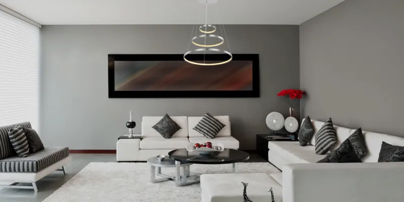 Ralph Ø50 Níquel Lámpas de techo De Globo Lighting - Designad med tre ringar och en h&ouml;jd p&aring; 120 cm, ger den ett unikt och stilrent uttryck.