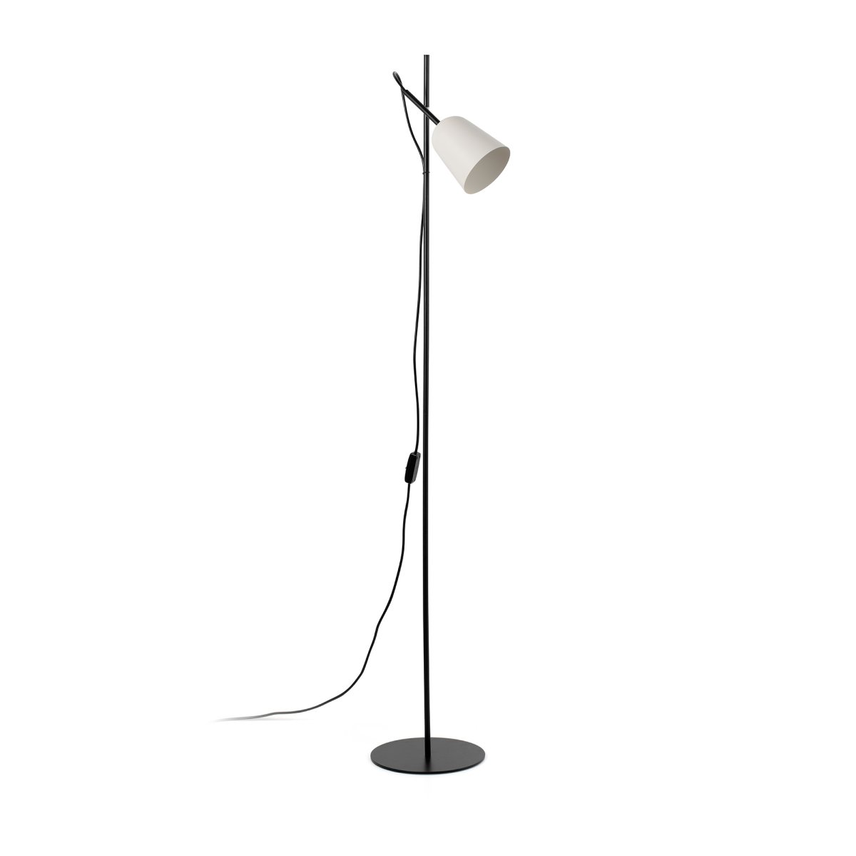 Studio Blanco lámpara de pie De Faro Barcelona - Studio es una elegante l&aacute;mpara de pie de Nahtrang, inspirada en el dise&ntilde;o cl&aacute;sico de los a&ntilde;os 50: atemporal y moderna a la vez.