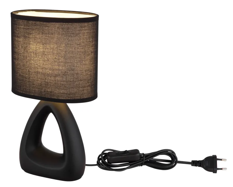 Triangle 30cm Negro lámpara de mesa De Globo Lighting - Den triangelformade basen med ett stilrent utskuret h&aring;l ger ett modernt intryck, medan den ovala textilsk&auml;rmen i svart f&auml;rg sprider ett behagligt och j&auml;mnt ljus.