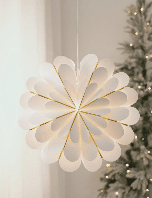 Marigold Ø45 Blanco De Markslöjd - Viene con un cable de 3,5 m con interruptor de encendido y enchufe.