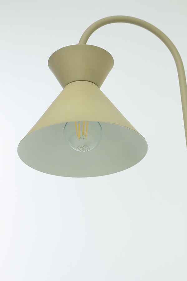 Coni 54cm Beige lámpara de pared De Aneta Lighting - Coni proporciona una luz agradable y decorativa junto al sof&aacute;, en el pasillo o encima de la encimera de la cocina.