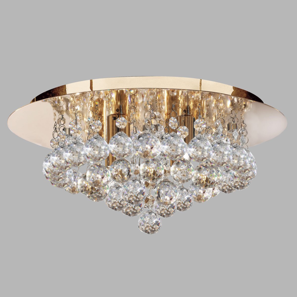 Hanna Ø35 Oro cristal De Searchlight - La lujosa lámpara se encuentra cerca del techo y cuenta con cuatro fuentes de luz rodeadas de elegantes decoraciones y esferas de cristal.