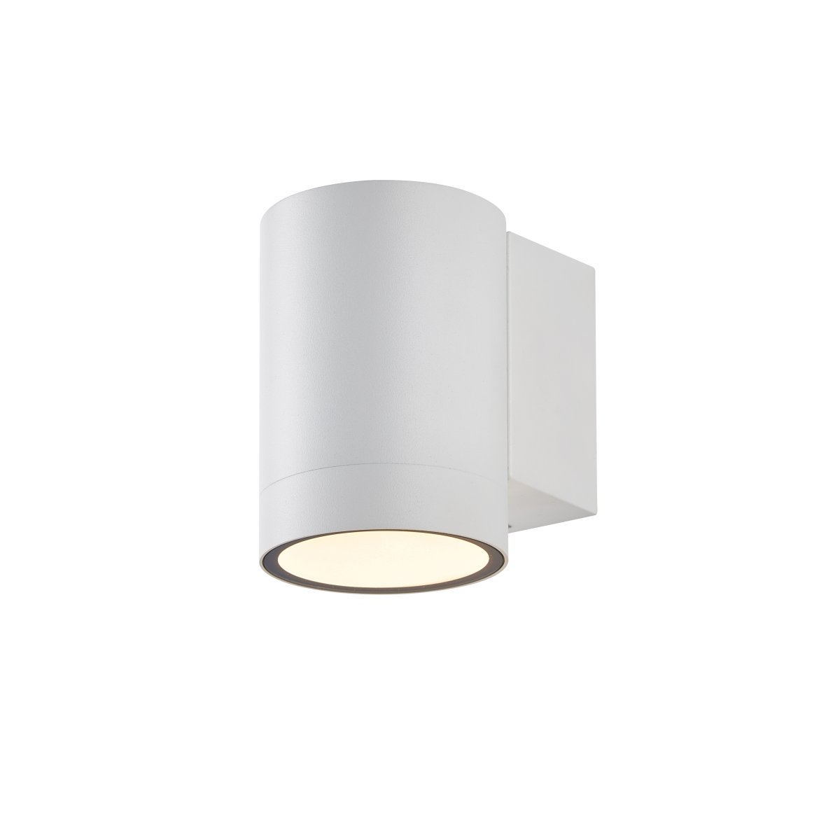Oden Single Blanco lámpara de exterior De Lampan - Lampan lyser fint ner p&aring; v&auml;ggen och skapar en h&auml;rlig atmosf&auml;r.