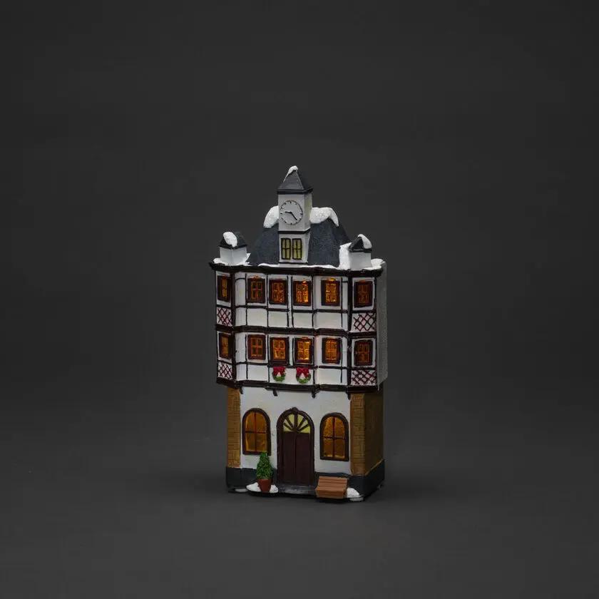 3 Casas Pequeñas Marrón De Konstsmide - Tiempo de combusti&oacute;n de hasta 62 horas con funcionamiento a bater&iacute;a.