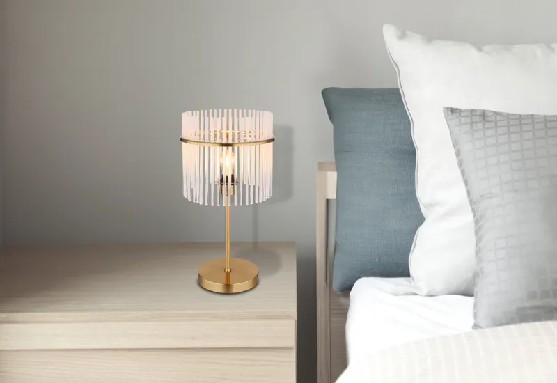 Gorley 55cm Oro lámpara de mesa De Globo Lighting - Med sitt genomt&auml;nkta utf&ouml;rande och h&ouml;gkvalitativa material sm&auml;lter Gorley harmoniskt in i moderna inredningsstilar och ger varje rum en stilfull touch.