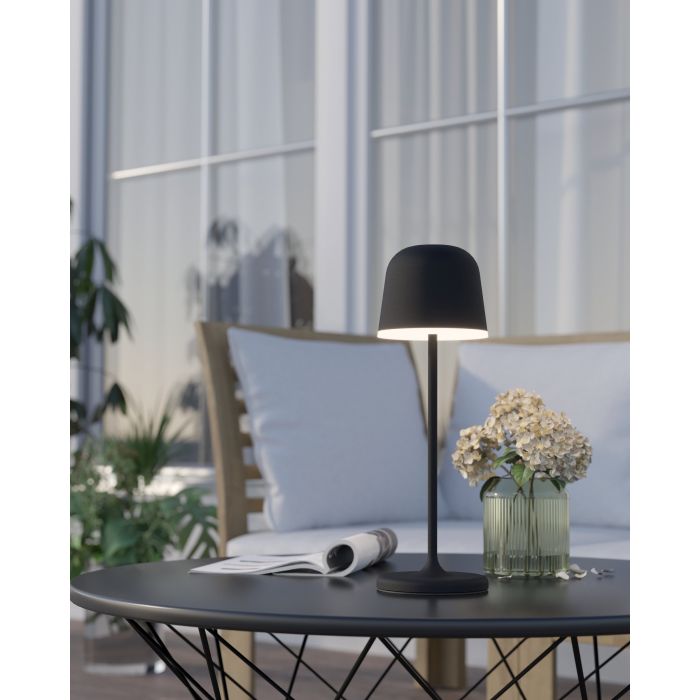 Mannera 34cm Negro portátil De Eglo - La lámpara tiene un diseño elegante y crea una atmósfera atmosférica dondequiera que la coloques.