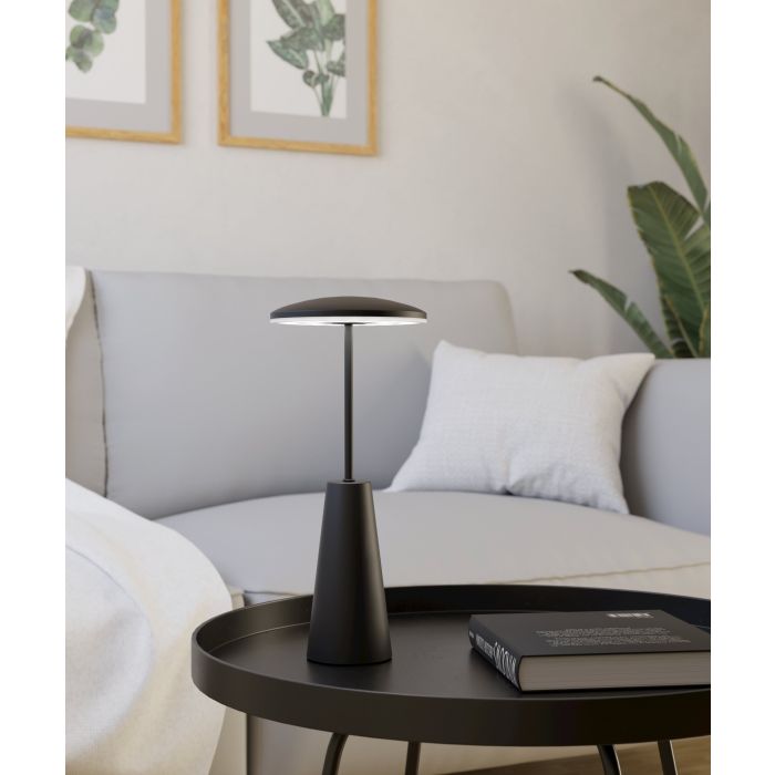 Piccola 28cm Negro portátil De Eglo - Piccola es una fuente de iluminación flexible y elegante que es igualmente adecuada para el hogar y para llevarla de viaje.