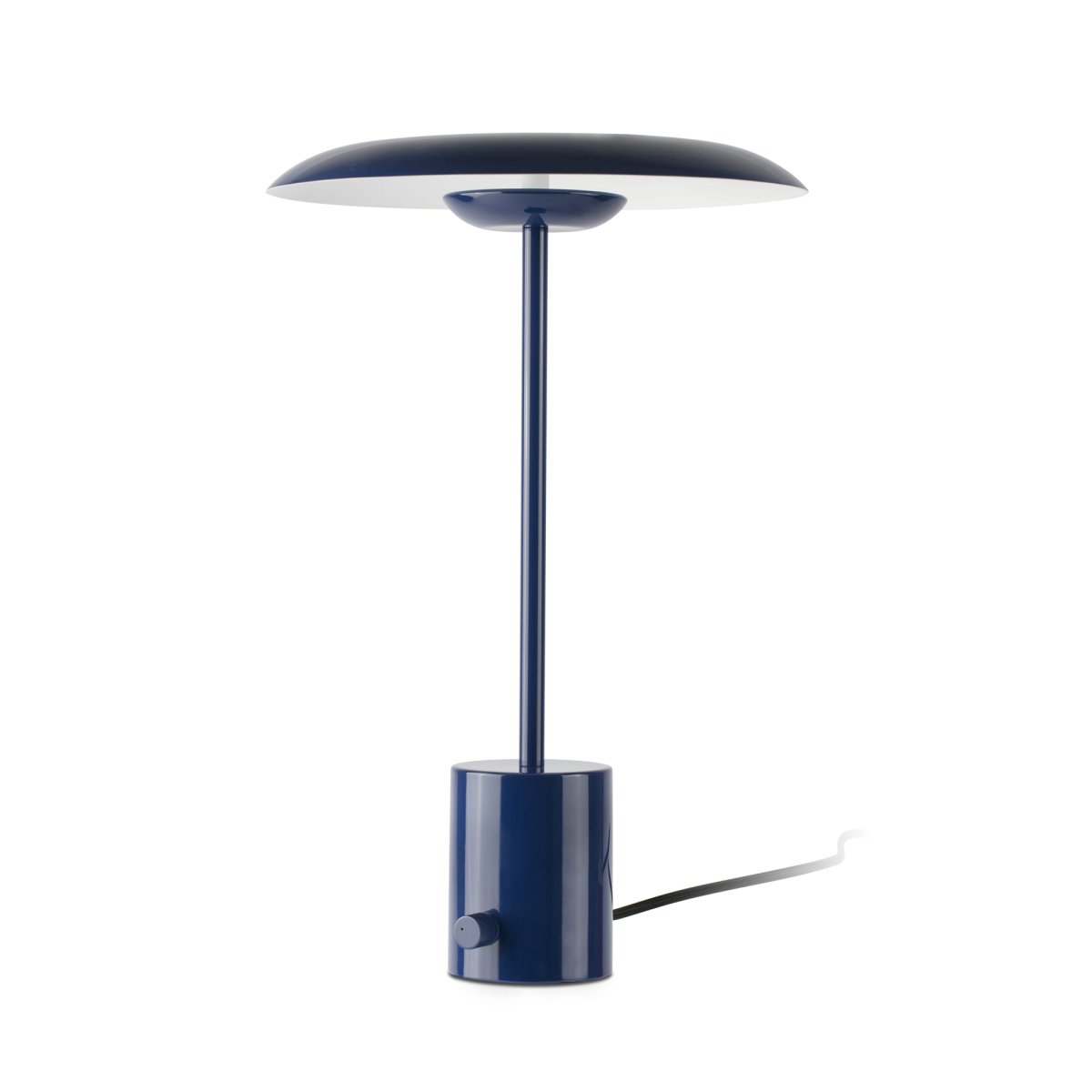 Hoshi 40cm Azul lámpara de mesa De Faro Barcelona - Hoshi es una l&aacute;mpara de dise&ntilde;o con una silueta elegante, una base robusta y un LED integrado (12 W, 2700 K) que emite una luz c&aacute;lida y agradable.