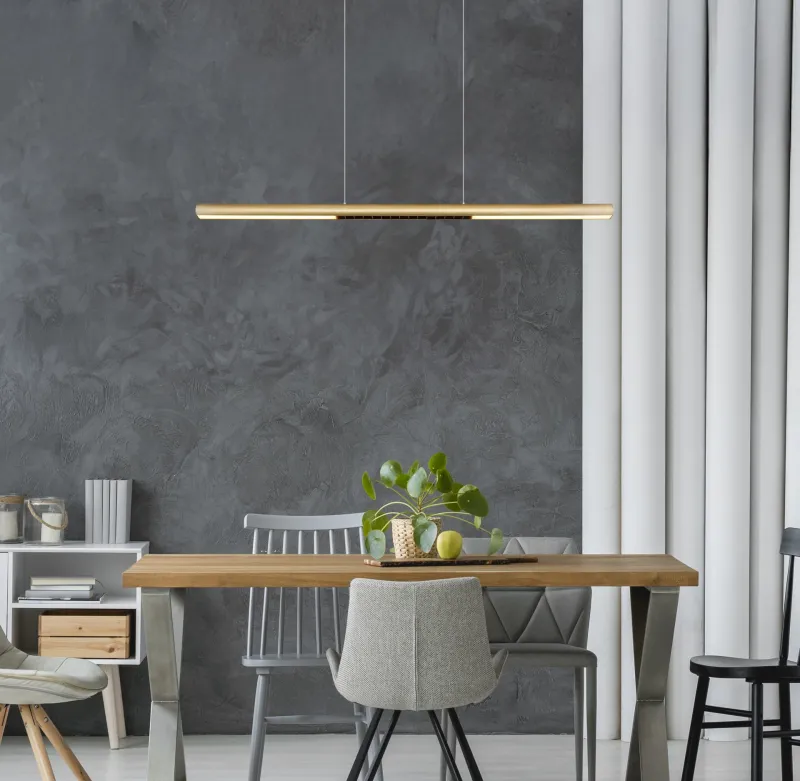 Cody 120cm Oro Lámpas de techo De Globo Lighting - Lampan &auml;r tillverkad av aluminium i en mattguld finish som ger ett elegant och tidl&ouml;st uttryck som smidigt sm&auml;lter in i olika inredningsstilar, perfekt f&ouml;r stora matbord eller k&ouml;ks&ouml;ar.