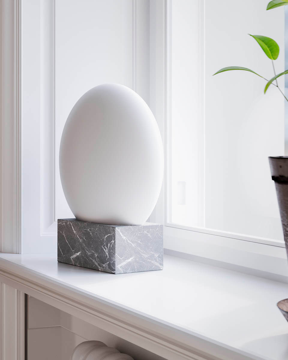 Glori 35cm Blanco lámpara de mesa De By Rydéns - Glori es una magn&iacute;fica l&aacute;mpara de mesa cuya combinaci&oacute;n de m&aacute;rmol y cristal crea una armon&iacute;a cautivadora.