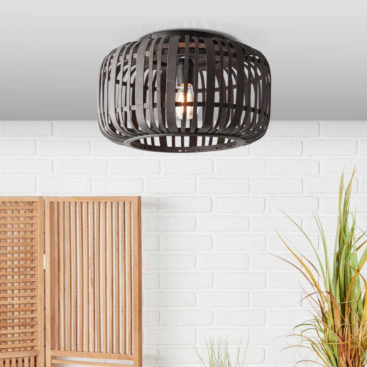 Woodrow Ø40 madera oscura plafón De Brilliant - La lámpara emite una luz cálida y agradable y crea un ambiente agradable en la habitación.