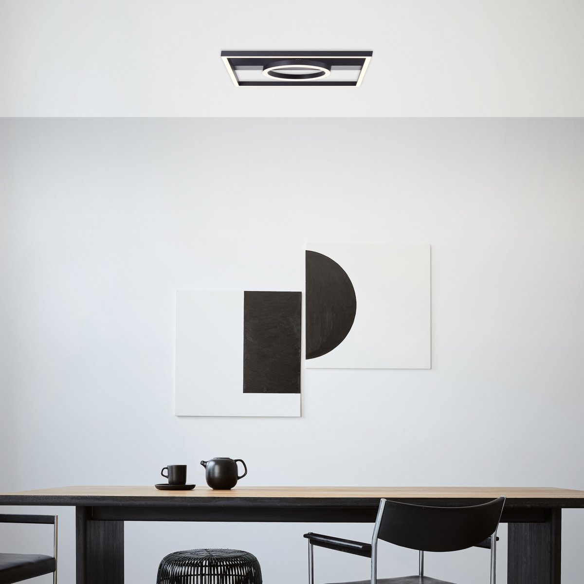 Maureen 40cm Negro plafón De Brilliant - Gracias a la tecnolog&iacute;a LED de bajo consumo y a sus 2700 l&uacute;menes, la l&aacute;mpara es lo suficientemente brillante como para servir como &uacute;nica fuente de luz en habitaciones de tama&ntilde;o mediano.
