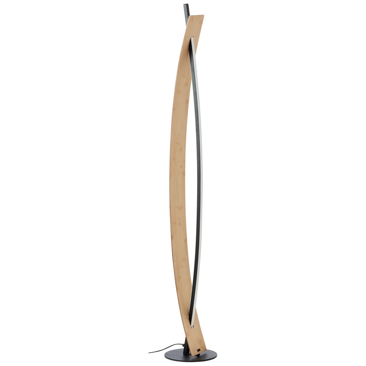 Visby Naturaleza lámpara de pie De Brilliant - La majestuosa l&aacute;mpara de 120 cm est&aacute; hecha de metal y bamb&uacute;, lo que le confiere durabilidad y una est&eacute;tica c&aacute;lida y acogedora.
