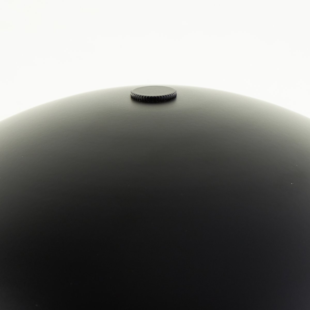 Sigrun 33cm Negro lámpara de mesa De Brilliant - La l&aacute;mpara de mesa Sigrun es una l&aacute;mpara elegante y moderna fabricada en metal con acabado negro.