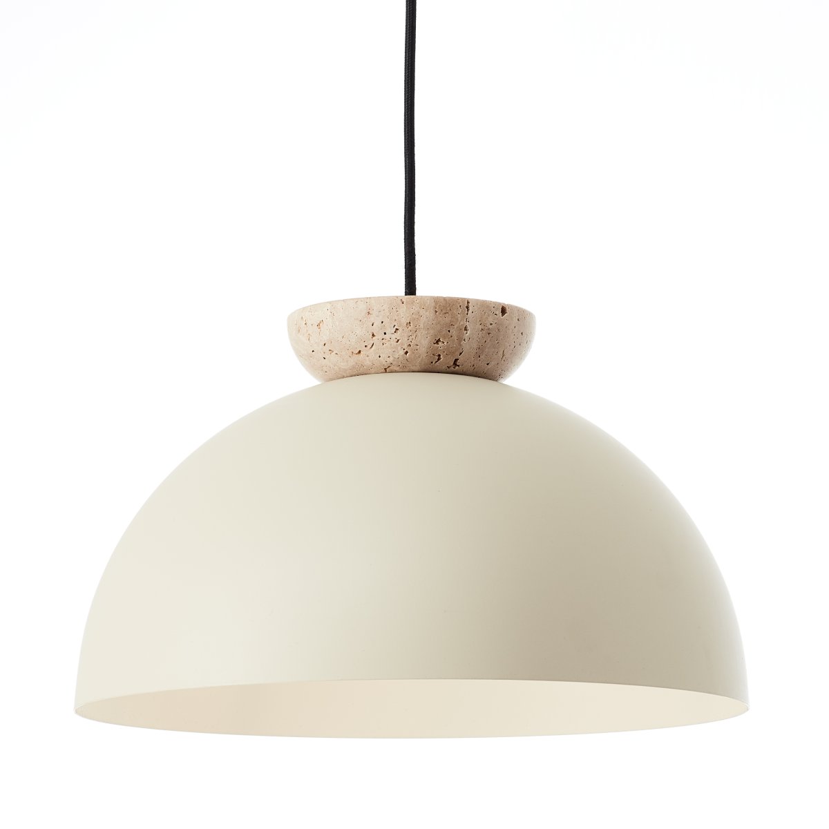 Nalam Ø35 Beige Lámpas de techo De Brilliant - La lámpara combina una pantalla de metal beige con un elegante elemento de travertino que crea una sensación atemporal.