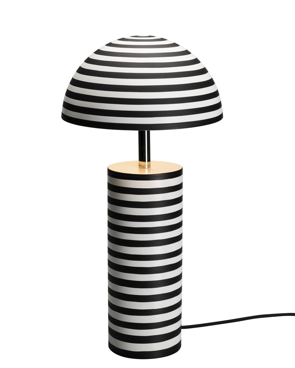 Stripe 50cm En blanco y negro lámpara de mesa De By Rydéns - Gracias a su dise&ntilde;o estilizado, Stripe se puede colocar f&aacute;cilmente en una ventana, sobre una mesa auxiliar o en una estanter&iacute;a.