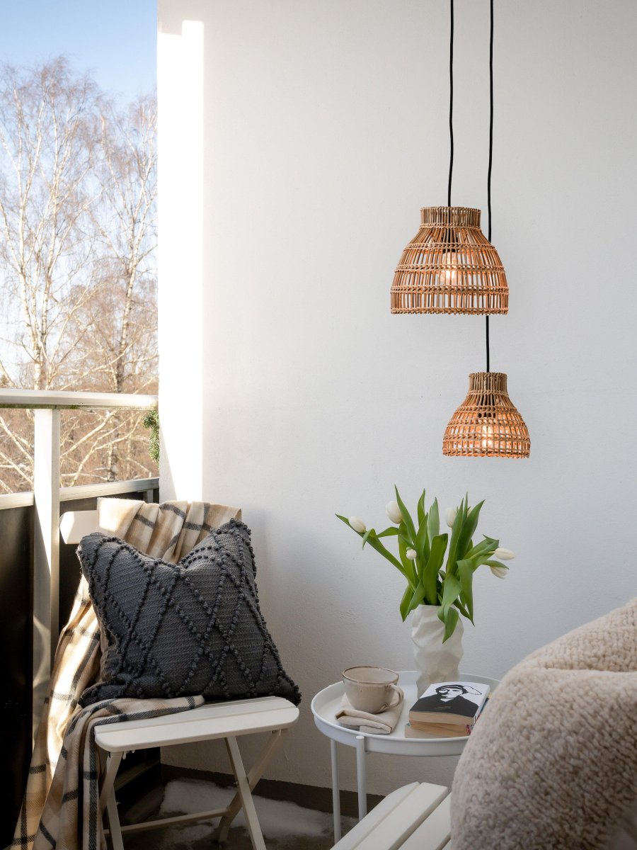 Sarah Ø27 Naturaleza Lámpas de techo De PR Home - Al ser un material natural, crece mejor bajo un techo, en una habitaci&oacute;n acristalada o en interiores.
