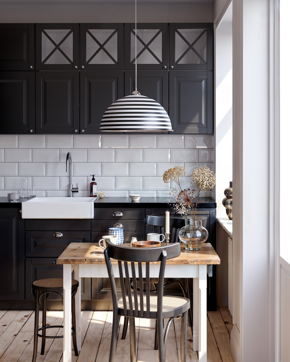 Stripe Ø45 En blanco y negro Lámpas de techo De By Rydéns - El interior plateado refleja la luz de forma hermosa, enfatizando el car&aacute;cter decorativo de la l&aacute;mpara y contribuyendo a una iluminaci&oacute;n agradable.