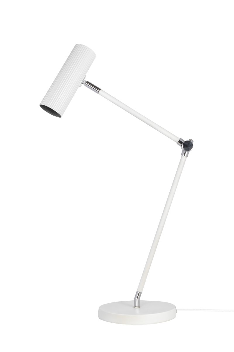 Hubble Read 45cm Blanco lámpara de escritorio De Globen Lighting - La l&aacute;mpara est&aacute; fabricada en acero/aluminio lacado mate y cuenta con un cable textil de 200 cm con interruptor y enchufe.