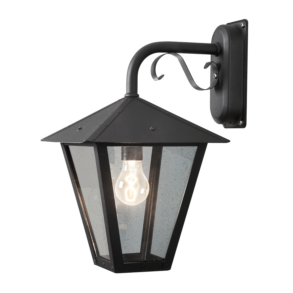 Benu Negro lámpara de exterior De Konstsmide - La forma cl&aacute;sica de linterna y los materiales robustos hacen de esta l&aacute;mpara la elecci&oacute;n perfecta para cualquiera que quiera crear un ambiente acogedor en zonas de entrada o pasillos largos.