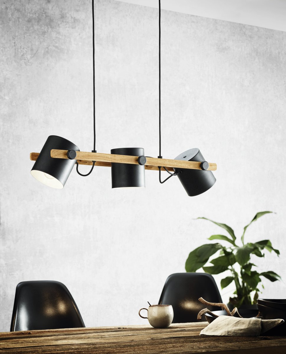 Hornwood 78cm Negro Lámpas de techo De Eglo - La l&aacute;mpara colgante Hornwood combina metal y madera en un dise&ntilde;o r&uacute;stico de atractivo natural.